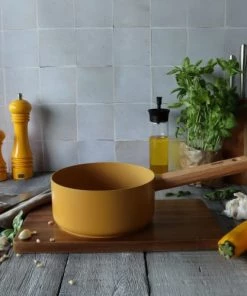 OGO Living Casseroles Casserole En Aluminium Forgé Jaune 18cm -Poêles et wok Soldes casserole en aluminium forge jaune 18cm 3