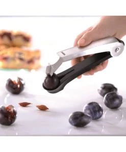 GEFU Ustensiles De Cuisine Et De Pâtisserie Denoyauteur De Prunes En Acier Inoxydable Argent -Poêles et wok Soldes denoyauteur de prunes en acier inoxydable argent 1