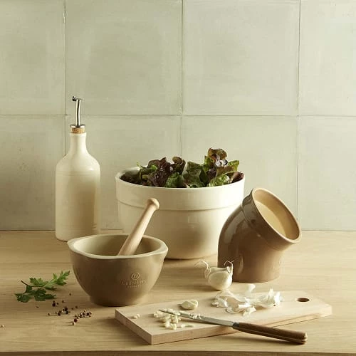 Emile Henry Ustensiles De Cuisine Et De Pâtisserie Huilier 7,5x7,5x17,5 Cm En Céramique Rouge 6 Emile Henry Ustensiles De Cuisine Et De Pâtisserie Huilier 7,5x7,5x17,5 Cm En Céramique Rouge – Image 4