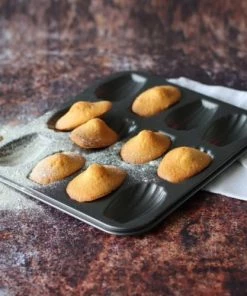Menastyl Plats à Four Plaque à 12 Madeleines En Acier Carbone Anti Adhésif -Poêles et wok Soldes plaque a 12 madeleines en acier carbone anti adhesif 4
