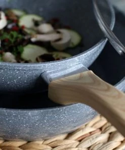 Menastyl Poêles Et Wok Poêle Avec Poignée En Aluminium Et Bois 24 Cm -Poêles et wok Soldes poele avec poignee en aluminium et bois 24 cm 5