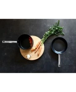 Menastyl Poêles Et Wok Poêle Induction En Aluminium Forgé 28 Cm -Poêles et wok Soldes poele induction en aluminium forge 28 cm 3
