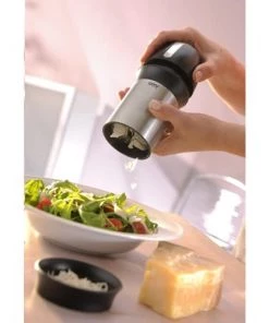 GEFU Ustensiles De Cuisine Et De Pâtisserie Râpe à Fromage Universelle En Acier Inoxydable Argent -Poêles et wok Soldes rape a fromage universelle en acier inoxydable argent 2