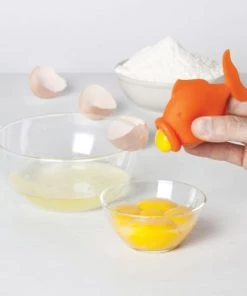 PA Design Ustensiles De Cuisine Et De Pâtisserie Séparateur D'oeuf En Silicone Orange -Poêles et wok Soldes separateur d oeuf en silicone orange 1